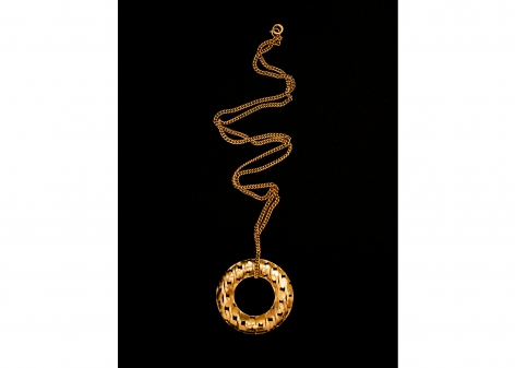 Veronika Fabian, jewelry, Marzee, chain links necklace, tattoo, hallmark